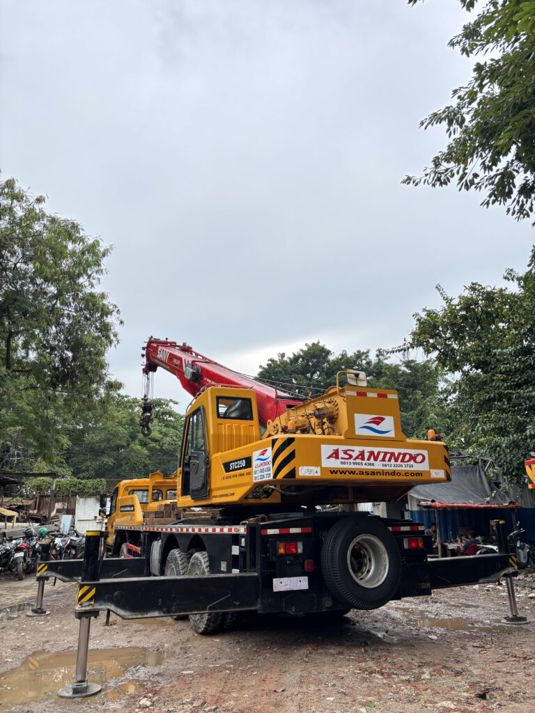 Mobile Crane 25 ton (SANY) Rental JABODETABEK
