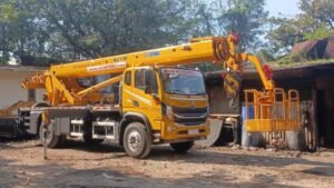 Crane Bogor digunakan untuk pengecoran flyover dan jembatan beton di Sukaraja