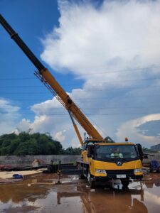 Rental crane Cikande untuk support pengecoran tinggi