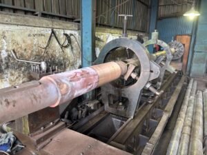 Repair poros baling-baling kapal dan cek kelurusan propeller shaft marine shaft alignment oleh PT. ASANINDO JAYA ABADI