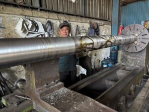 Fabrikasi sterntube kapal komersial material marine grade oleh PT. ASANINDO JAYA ABADI di Tanjung Priok Jakarta Utara