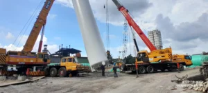 Lifting tangki air separation unit menggunakan crane asanindo di pabrik baja cibitung cikarang