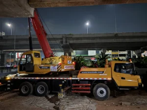 Mobilisasi crane dari pool ke lokasi proyek — faktor biaya sewa crane